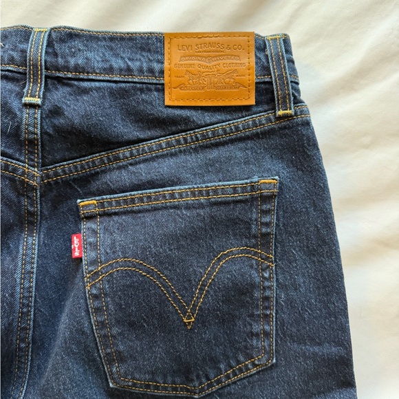 Levi’s Ribcage Bell - Picture 1 of 6